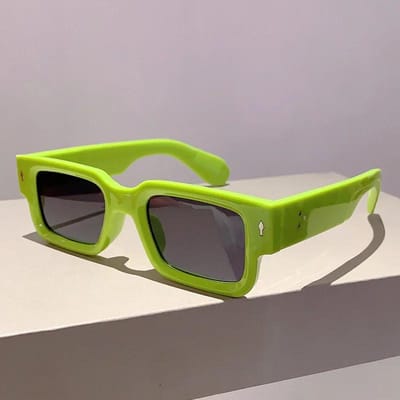 Retro Stijlvol High End Designer Stijl Stoer Punk Trendy Tijdloos Geklonken Vierkant Vormig Vrouwelijk Voor Zowel Mannen Mannen Zonnebril yellow