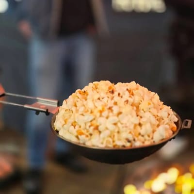 Petromax Popcornmaker – Popcorn Maken Boven Het Kampvuur