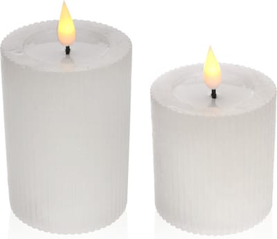 Comforder 2 LED Kaaren met Flikkerende Vlam - Elektrische Stomp Kaarsen op Batterijen met Timer - Ø7 cm Wit