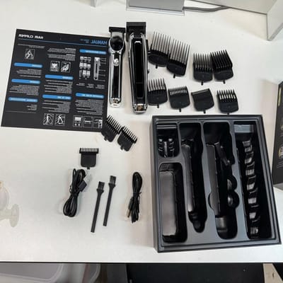 Elektrische Tondeuse Set - Haartrimmer Kapperstool - Professioneel Knippen - 5 Snelheden Verstelbaar - 11 Opzetstukken - Zilver
