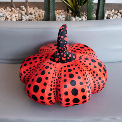 Stippen Pompoen Speelgoed Yayoi Kusama Dezelfde Pompoen Kussen Halloween Decoratie Pop Baby Kinderen Speelgoed Huis Bank Decoratie Kussen 30cm rood
