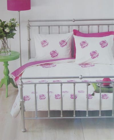 Beddinghouse Rose'n Stripe Dekbedovertrek - Litsjumeaux - 240x200/220 cm - Cyclaam