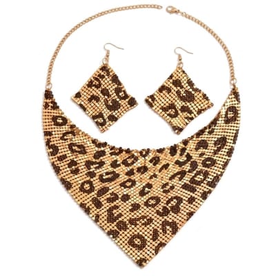 Goudkleurige ketting en oorbellen dames statement sieraden set met luipaardprint – metalen kraag ketting en oorhangers voor dames met dierenprint, retro stijl en opvallend design