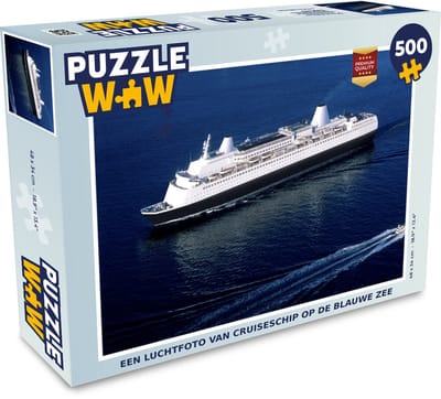 Puzzel Een luchtfoto van cruiseschip op de blauwe zee - Legpuzzel - Puzzel 500 stukjes