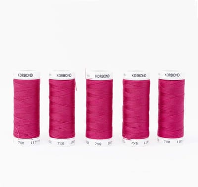 Polyester draad - Naaigaren - Knutselen en naaien - Lage wrijving - 500 meter - Fuchsia roze