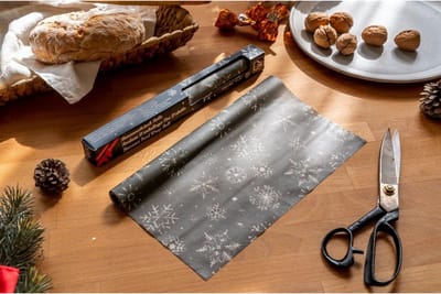 Nuts Bijenwasdoek op rol – motief winters grijs - 90x30,5cm