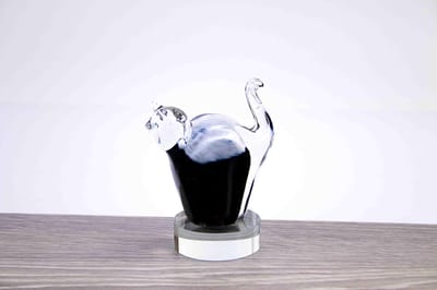Mini Urn Zwarte Kat met Witte rug Mondgeblazen Loranto Glas