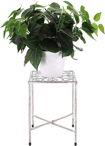 Metalen plantenstandaard in distressed wit voor binnen en buiten - Decoratieve standaard voor planten - Landelijke uitstraling.