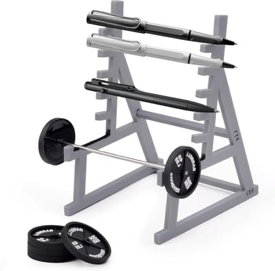 Squat Rack Pen Houder voor Gym Thema, Mini Potloodhouder met Dumbbells en Gewichten, Perfect voor Fitnessliefhebbers en Gewichtheffers
