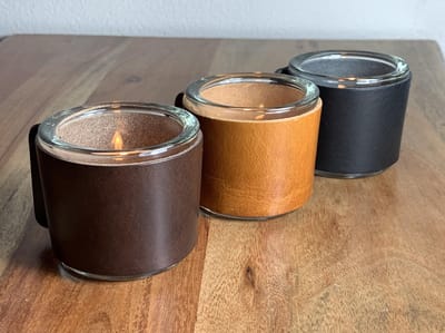 waxinelichtjeshouder - set van 3 waxinelichthouders - glas en leer voor een gezellige sfeer - 7X7cm - sfeerlichtjes met zwart, cognac en bruin leer