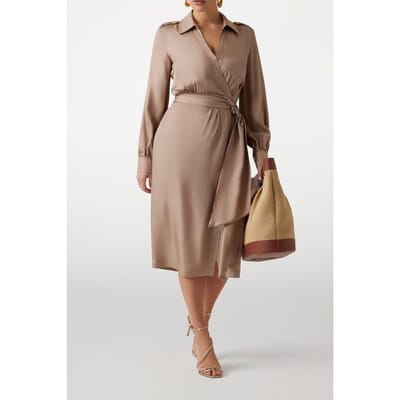 GUESS Marciano By  Dorian Ls Wrap Dress Natural Almond Maat: 40 | Blousejurken Outlet | Dames | Beige