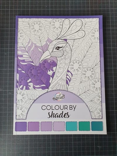 Color by shades paars groen, kleurboek, 40 pagina's