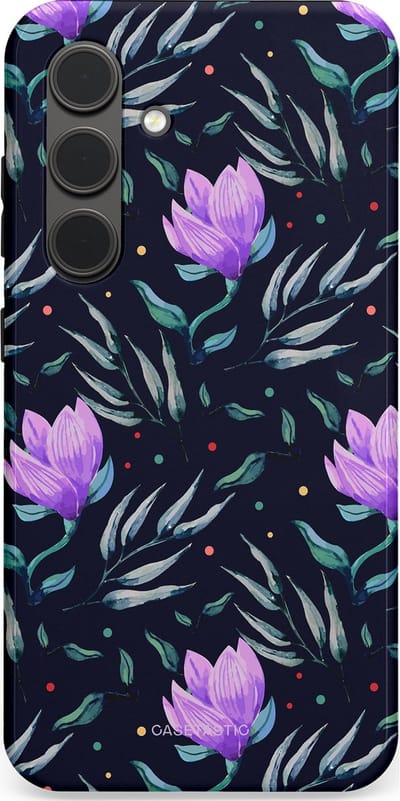 Casetastic hoesje geschikt voor Samsung Galaxy S24 - Dubbellaagse bescherming - Mystieke bloemenzee - Fashion Case - Donkerblauw Donkergrijs Grijs Lavendel