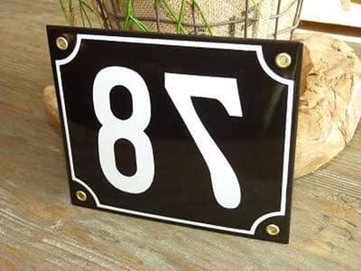 Emaille Huisnummer - Nummerbord Woonhuis - Huis Markeren - Gebold Reliëf - 18x15 cm - Zwart