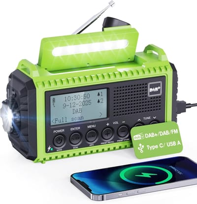 Draagbare Radio - Noodradio Crank - Outdoor Activiteiten - Vijf Oplaadmethodes - 5000mAh Batterij - Groen