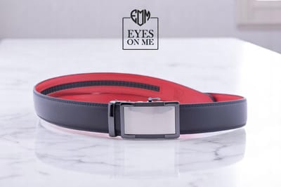 Zwart + rood lederen riem zonder gaatjes met automatische gesp voor heren ( model N180 )
