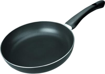 POELE ALUMINIUM 24 cm ANTI-ADHÉRENT. ALUMINIUM 3 MM D'EPAISSEUR, 2 COUCHES ANTI-ADHÉRENTES. MANCHE BAKÉLITE. HAUTEUR 5 CM. TOUS