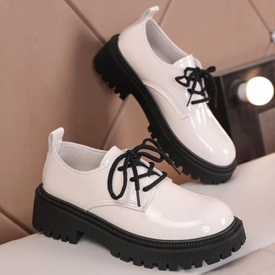 Modieuze Veterschoenen met Platformzool voor Dames Preppy Stijl Lakleren Schoenen Vrouw Effen Kleur Schooluniform Loafers 38 white