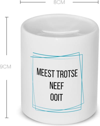 Akyol - meest trotse neef ooit Spaarpot - Neef - trotse neef - verjaardagscadeau - verjaardag - cadeau - cadeautje voor neef - neef artikelen - kado - geschenk - gift - 350 ML inhoud