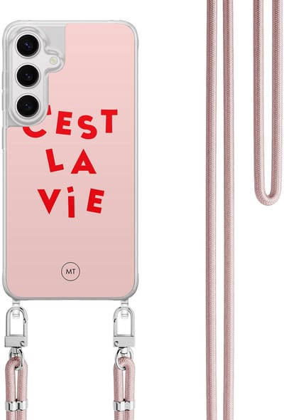 Hoesje met koord geschikt voor Samsung Galaxy S24 - C'est la vie - Inclusief Rosegoud koord - Crossbody beschermhoes - Transparant, Roze - Mooie Telefoonhoesjes
