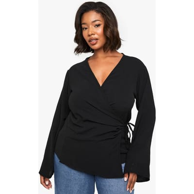 boohoo Dames PLUS LANGMOUWIGE ASYMMETRISCHE SHIRT MET STRIK VOORAANDEEL | Zwart | Maat: 44