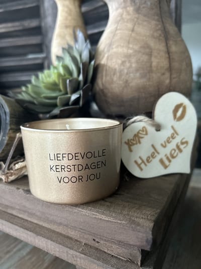 Creaties van Hier - Soja kaars Liefdevolle kerstdagen voor jou met houten hartje - Kerstpakket - Glas - Hout