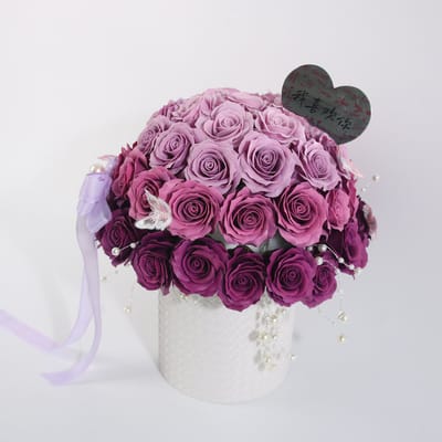 Kunstbloemen Rozenarrangement Paars Roze – Rozenboeket in Witte Bloemenpot LA ROSELLE AMSTERDAM