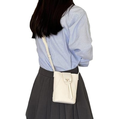 Nieuwe Kleine en Lichtgewicht Mini Bucket Bag voor Dames Crossbody Mobiele Telefoontas voor Woon-werkverkeer Shoppen Dagelijks Verticale Tas Tas gray