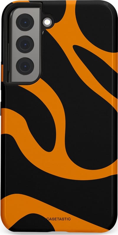 Casetastic hoesje geschikt voor Samsung Galaxy S22 - Dubbellaagse bescherming - Katachtige Oranje Tijger Strepen - Fashion Case - Zwart Oranje