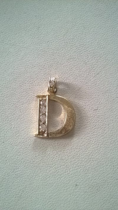 Gemstones-silver letterhanger D 925-sterling zilver en 14 K goudverguld met zirkonia