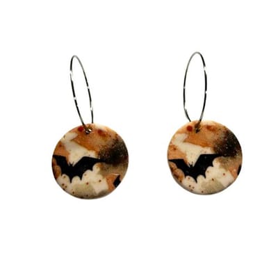 2 Love It Bats oranje - oorbellen - handgemaakt van polymeerklei - Halloween vleermuis oorbellen - stainless steel hoops