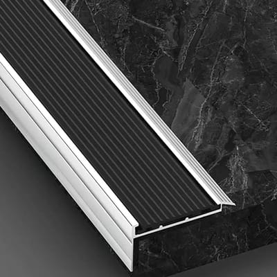 Trapprofiel Aluminium - Antislipprofiel Treden - Veilig Lopen - Verhoogt Tractie - L 100 cm - Zwart