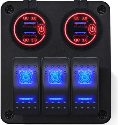 ProRide Schakelpaneel 12V voor Auto/Boot - USB Stopcontact 4 Poorten met Schakelaar - QC3.0 - PUSB1QC-R - 3 schakelaars - Rood