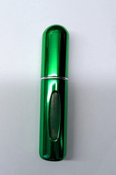 Mini hervulbare parfumflesje - Luxe - In prachtige kleuren - Lekvrij - Praktisch voor op reis - Klein voor handtas of broekzak - 5ml - Mini draagbare navulbare spray - Zeer gemakkelijk te vullen - met verstuiver - . ECOLOGISCH - 4 GROENTE/ R32.B