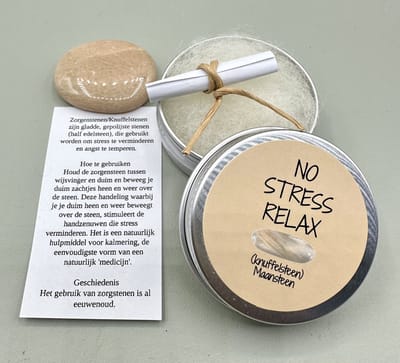 NO STRESS RELAX knuffelsteensteen, Maansteen, edelsteen,knuffelsteen,zorgensteen, klein kadootje,stres,rust,relax,ontspannen, yoga,collega,personeel,vrienden,