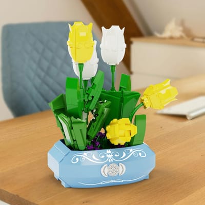 Set met bouwstenen voor een boeket bloemen, prachtige kleurrijke bouwstenen voor bloempotten en planten