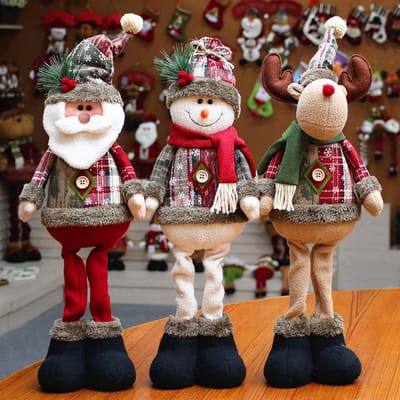BukkitBow - 3-Delige Kerst Decoratie Poppen - Pluche Staande Kerstversiering - Winter Ornament/Kerstfiguur - Set met Rendier & Kerstman & Sneeuwpop
