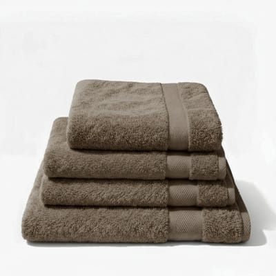 Dreamers Den - Handoekken - Handdoekset Egyptisch Katoen 600 GSM – Chocolate – 4-delige set - 30x30, 50x100, 70x140, 100x150 cm