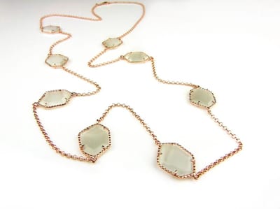 Zilveren halsketting halssnoer collier roos goud verguld Model Hexagon gezet met parelmoerkleurige stenen