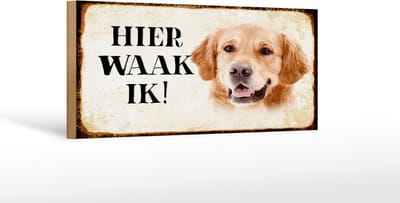 Houten bordje van FEMER 27x10cm met tekst nederlands Hier Waak ik Golden Retriever