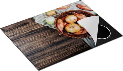 Chefcare Inductie Beschermer Mand met Uien op Tafel - 70x50 cm - Afdekplaat Inductie - Kookplaat Beschermer - Inductie Mat