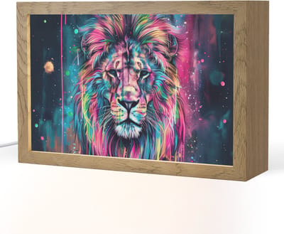 Nachtlampje 30x20 cm - Kinder lampje - Leeuw - Verf - Kleurrijk - Zwart - Dieren - Tafellamp kinderkamer - Slaapkamer lamp - Bedlamp kinderen - Kinderlampje stopcontact - Wandlamp babykamer - Nachtlampjes