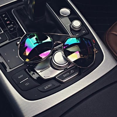 Nieuw Merk Legering Heren Zonnebril UV400 Lens Piloot Bril Hoge Kwaliteit Zonnebril Voor Mannen Oculos De Sol 1PC
