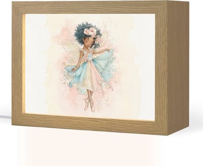 Nachtlampje 20x15 cm - Kinder lampje - Fee - Pastel - Magie - Tafellamp kinderkamer - Slaapkamer lamp - Bedlamp kinderen - Kinderlampje stopcontact - Wandlamp babykamer - Nachtlampjes