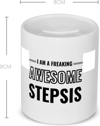 Akyol - i am a freaking awesome stepsis Spaarpot - Zus - de meest geweldigste stiefzus - verjaardagscadeau - verjaardag - cadeau - cadeautje voor zus - zus artikelen - kado - geschenk - gift - 350 ML inhoud