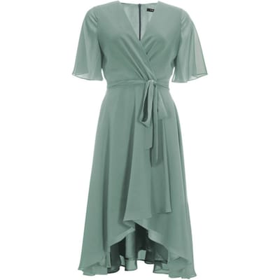 Cocktailjurk in wikkellook