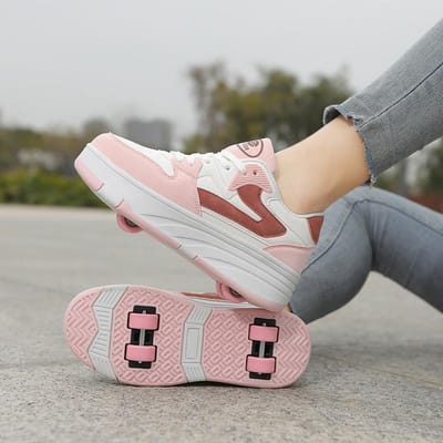 Kinderschoenen met wieltjes Jongens Vierwielige Meisjes Sporten Rolschaatsen Wandelen Wielschoenen Vervormde Schoenen met wieltjes 31