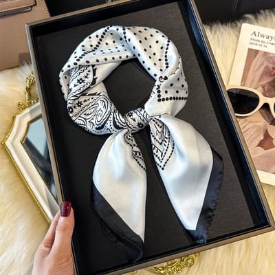 Mode Print Zijde Haarbanden Sjaal Dames Lente Elegante Bloemen Bandana Nekdoek Hoofdbanden Foulard Dames Sjaals white