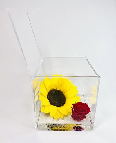 Decoratieve Zonnebloemkubus met Watereffect - 8 cm - Perfect Cadeau voor Verjaardag en Feestdagen