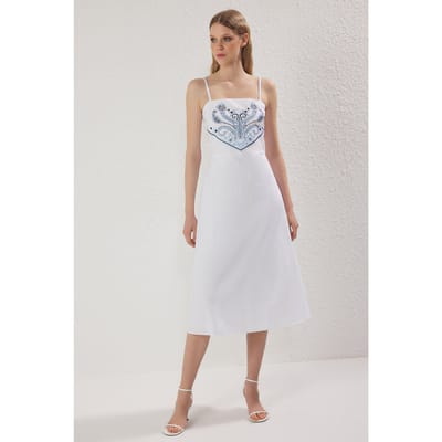Damesjurk in ecru met borduursels / Geborduurde midi-rok, casual/dagelijks.